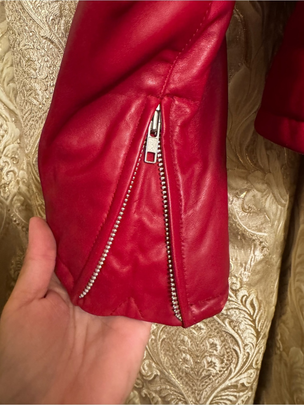 Wilson’s leather jacket - Picture 3 of 9